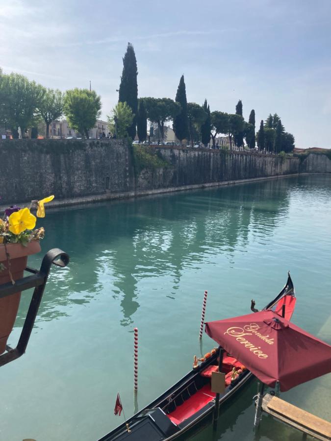 Garda Art&Lake Peschiera del Garda Buitenkant foto